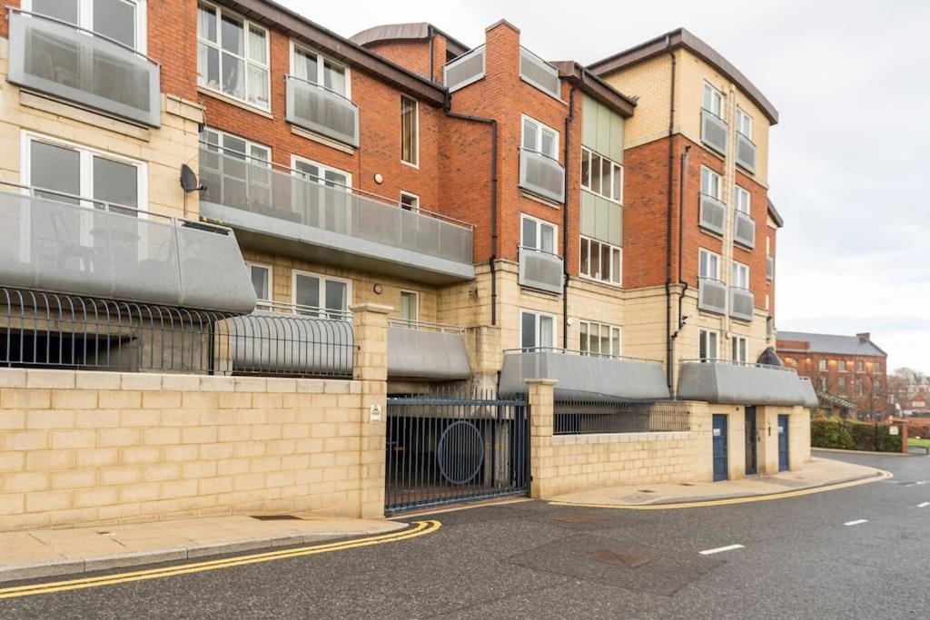 Stunning Flat By Quayside With Balcony!! Daire Newcastle upon Tyne Dış mekan fotoğraf